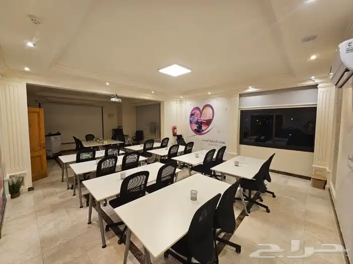 للايجار مكاتب offices For Rent 6