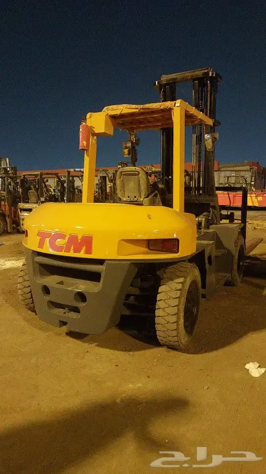 تاجير رافعات شوكيه فوركلفت رافعات 7طن و10طن 4