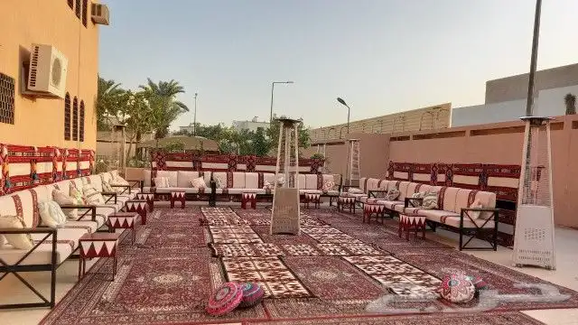 تأجير كراسي وطاولات صبابين وصبابات وتأجير خيم أوربية 5
