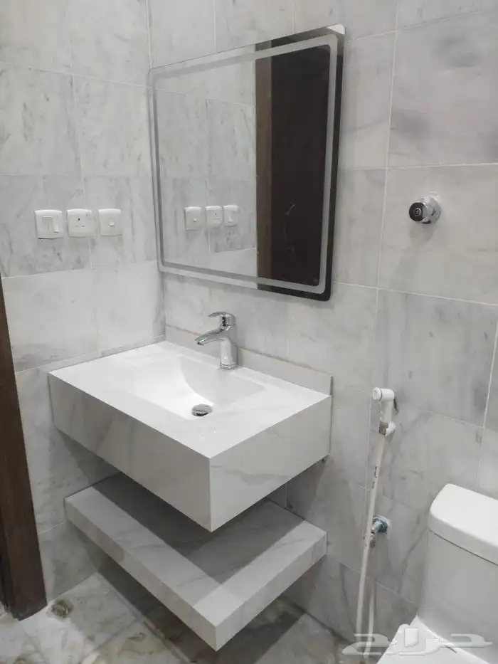 معلم سباك وادوات صحيه 0