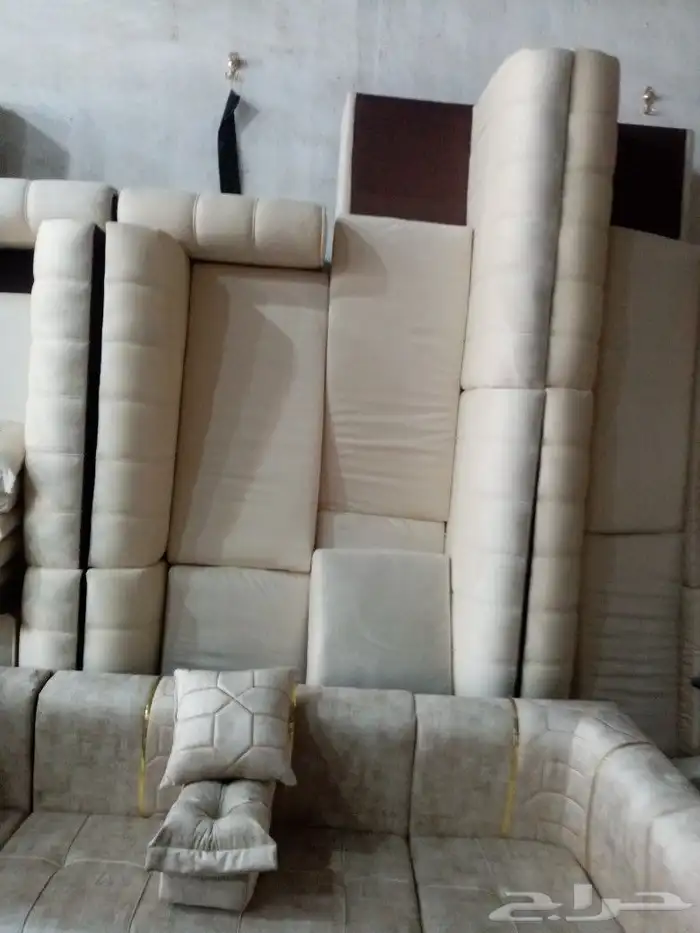 مجالس كنبات جاهز 4 في5زاويتين 17