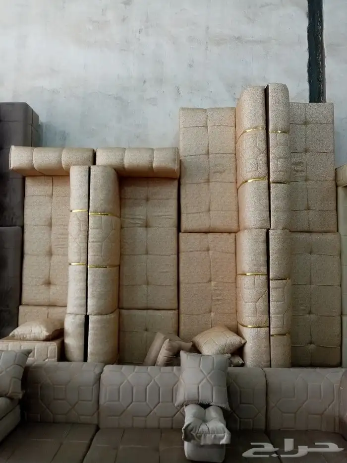 مجالس كنبات جاهز 4 في5زاويتين 24