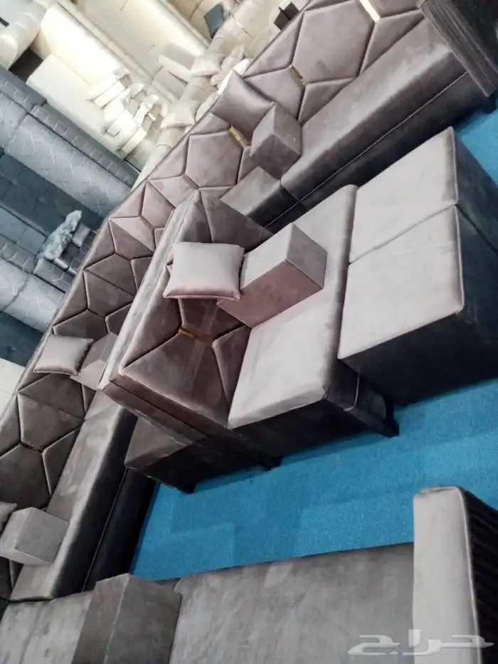 مجالس كنبات جاهز 4 في5زاويتين 18