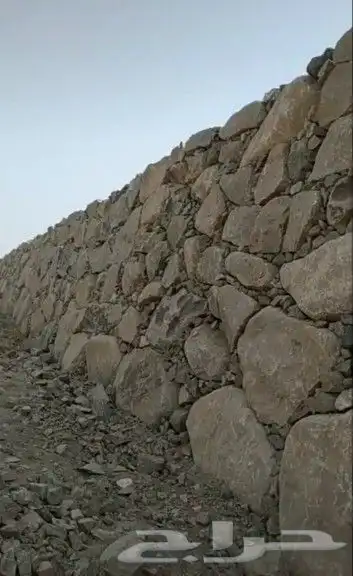 معلم حجر 0