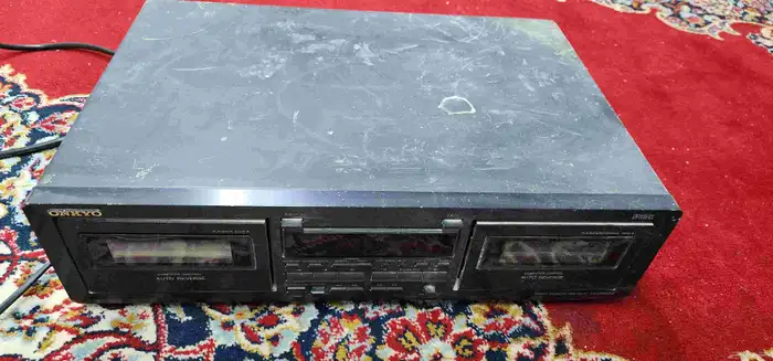 جهاز تسجيل صوتيات 2