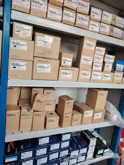 يوجد قطع غيار السيارات الكوريه والياباني للتواصل 0