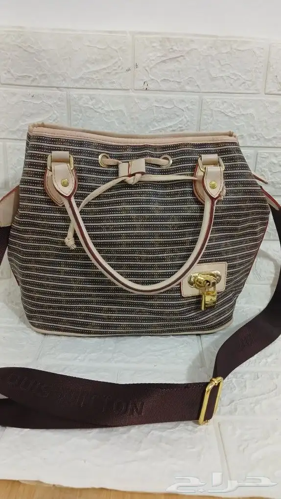 شنط ماركات هاى كوالتى 9