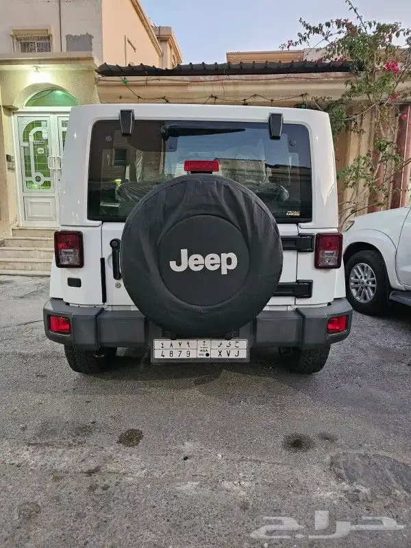 للبيع جيب رانجلر 2014 3