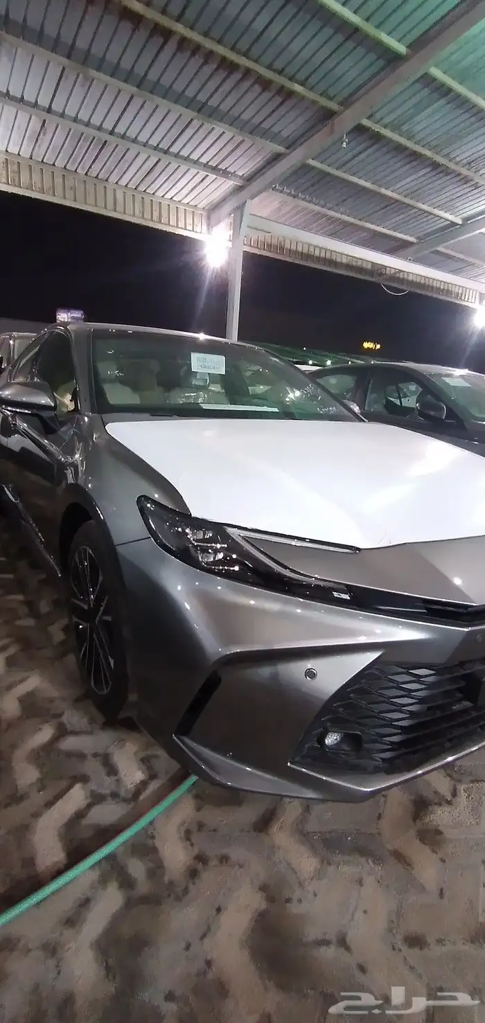 كامرى LE هايبرد 2025 فتحة ابيض رمادى اسود فضى 2