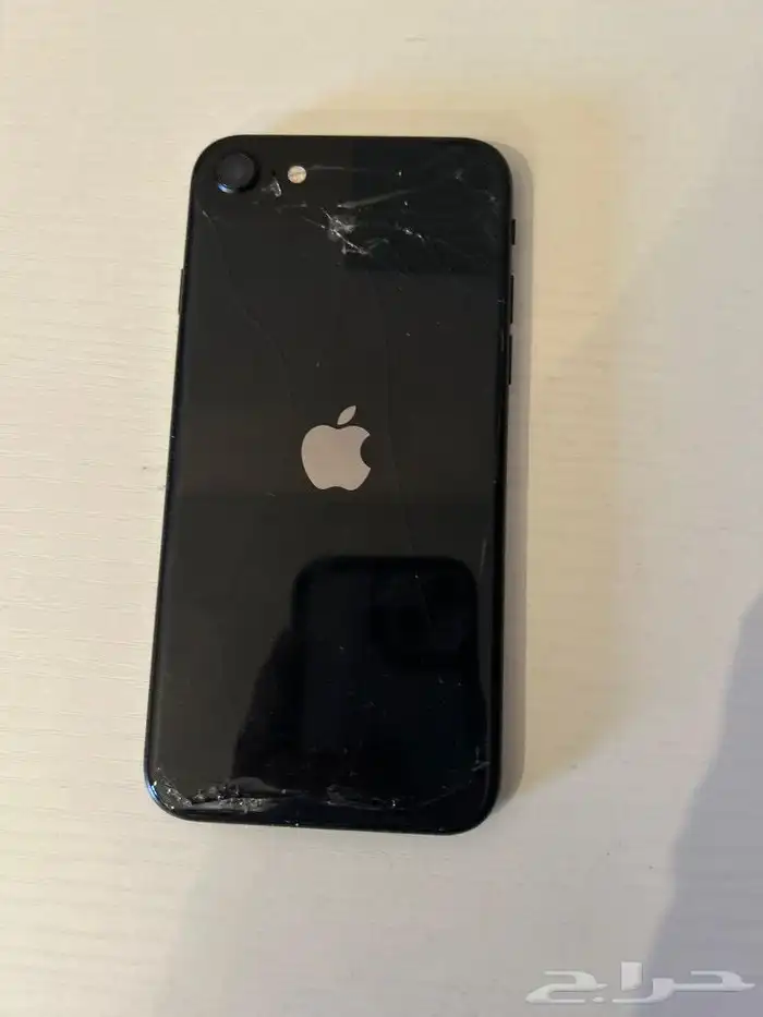 ايفون SE 1