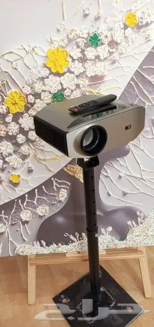 بروجكتر مع سماعه 150 ريال مع التوصيل والتركيب 1