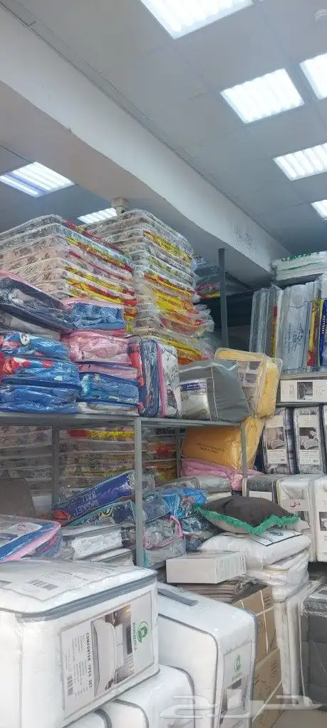 سراير بطانيات مراتب مخدات دواشق سراير خشب والدواليب الخشب وا 2