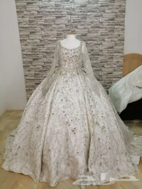 فساتين زفة عروس للبيع بالجملة 15 فستان قابل للتفاوض 10