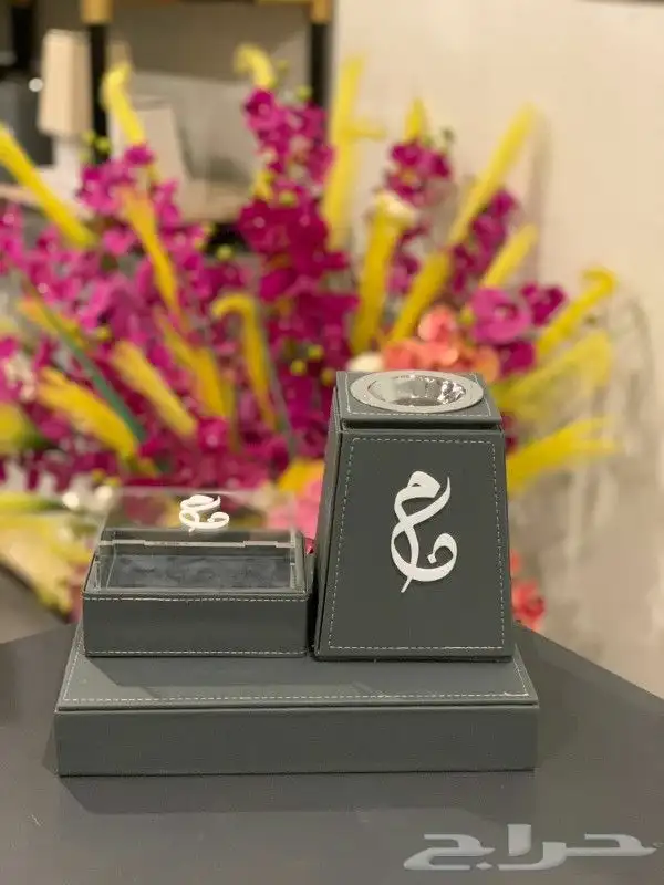 مباخر جلد مباخر أكريليك طقم عرائسي جلد تصميم حسب الطلب 3