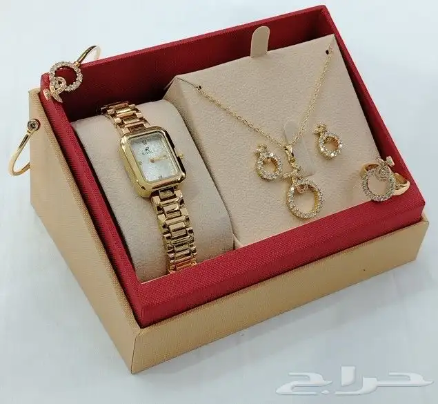 اطقم نسائي ناعمه وراقيه زركون 3