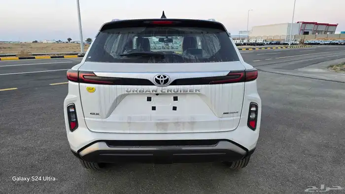 تويوتا اوربان كروزر 2025 6