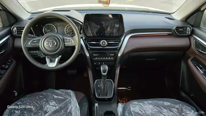 تويوتا اوربان كروزر 2025 9