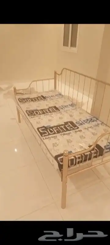 بيت المفروشات والشنط والمراتب 9