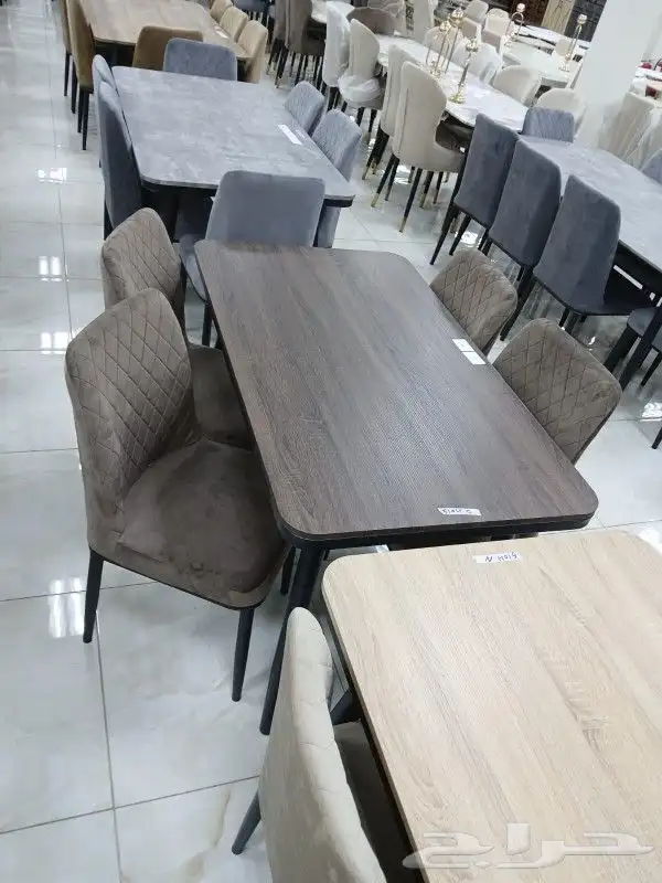 طاولات طعام 12