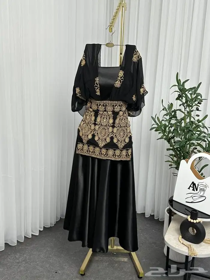 فساتين وجلابيات 2