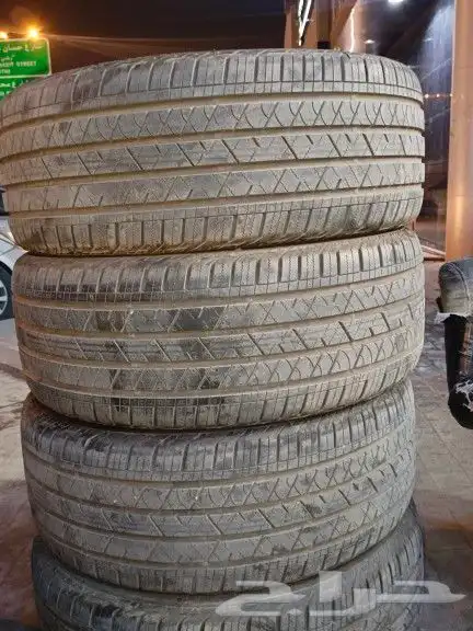 طقم كفرات مشلان 265 45 21نضيف جدا 0