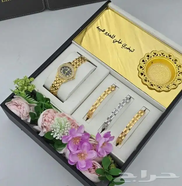 طقم نسائي هدايا الكشخه كهديه مقدمه لشخص غالي على قلبك حب 0
