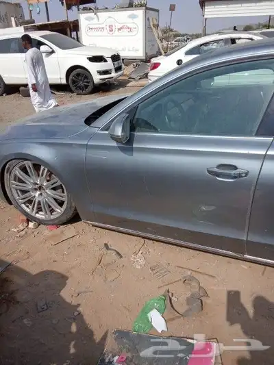 اودي A8 ايه 8 تشليح اودي a8 اي 8 قطع غيار اودي A8 3