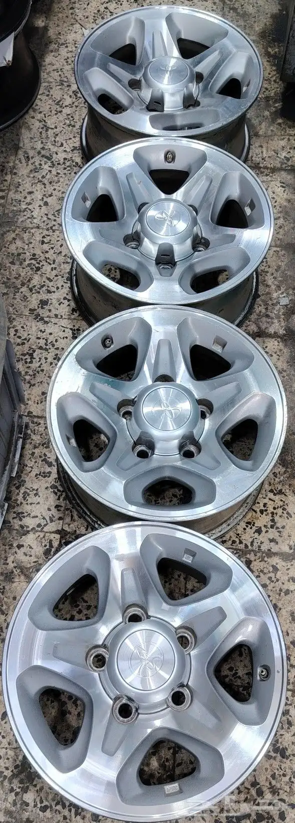 جنوط جيب شاص رفرف أصلي وكاله 0