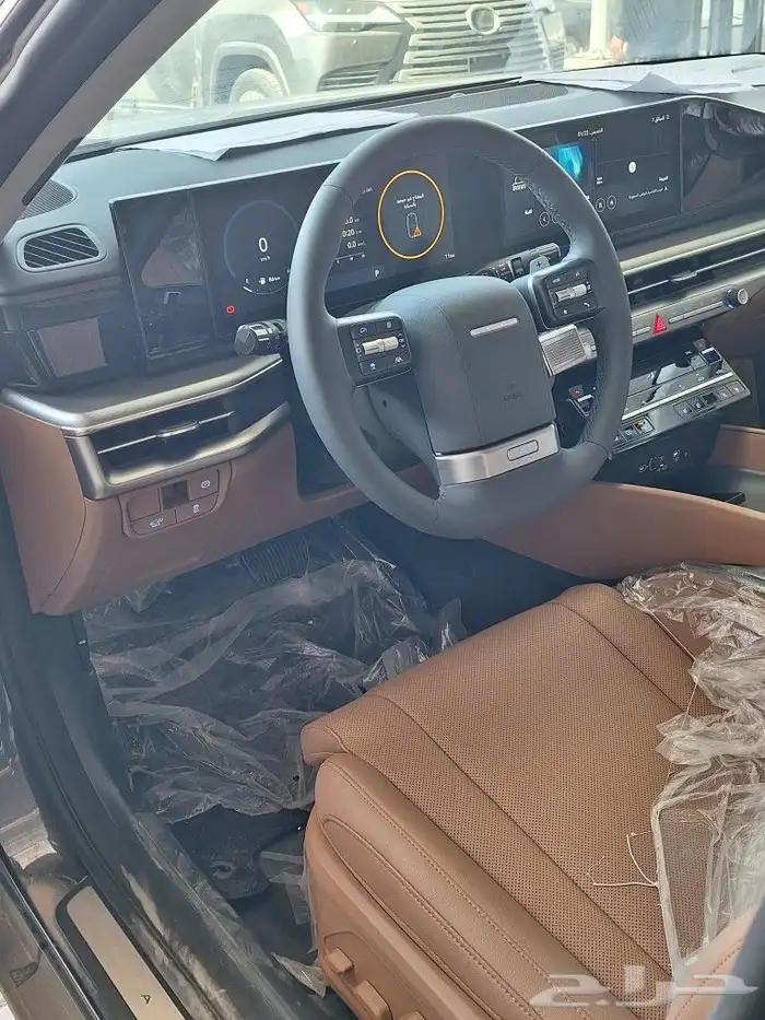 ازيرا بريميوم 2024 5
