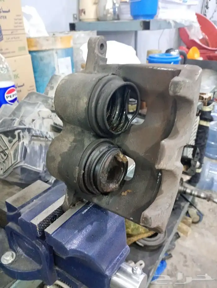 صيانة وسمكرة وقطع غيار BMW 15