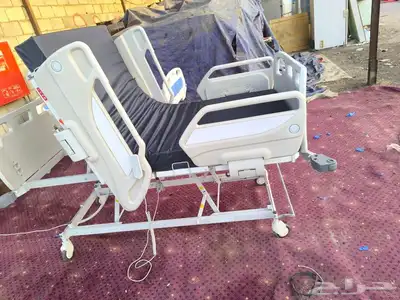 سرير طبي كهربائي فرشه 10حركات معا مرتبه اصليه 1