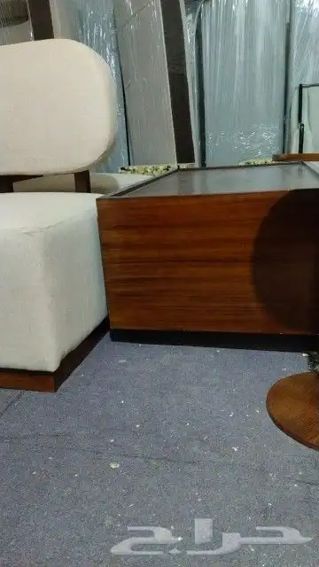 تفصيل وتنجيد كنب ستائر مجالس عربيه وخشبيه ستائر واي في 4