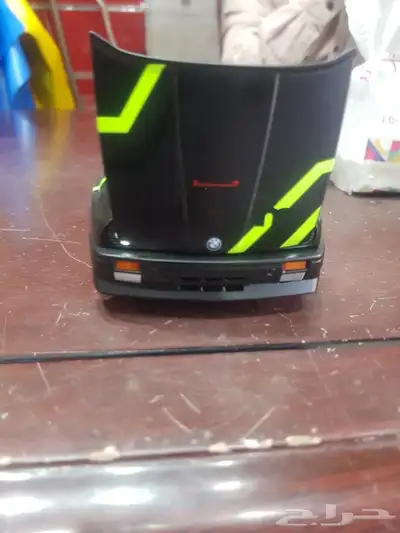 للبيع مجسم بي ام حجم 18 3