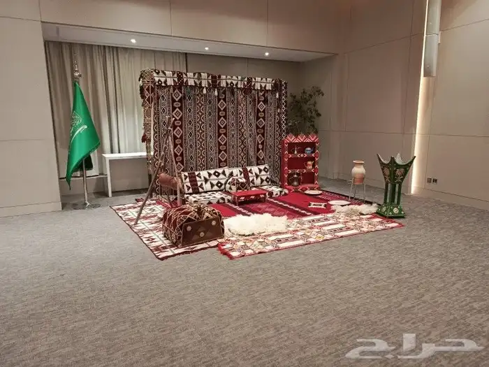 تأجير كنب القهوجين وصبابين رجال ونساء كراسي وطاولات زل 4