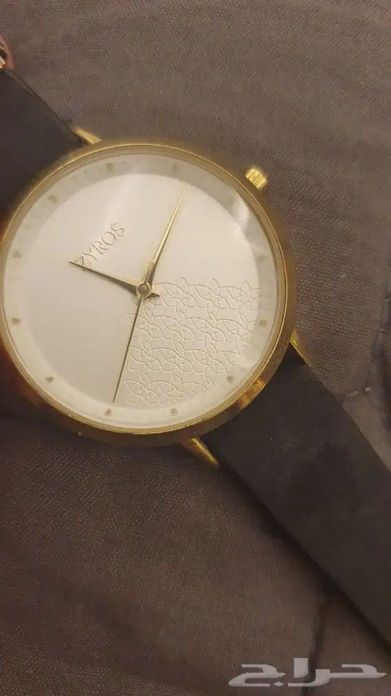 ساعة zyros 2