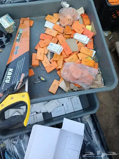 للبيع رفوف عدد بلاستيك ومفكات وحبات 23