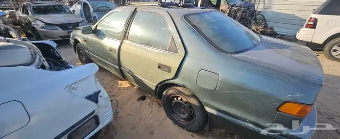 كامري 2000 للبيع قطع غيار 3