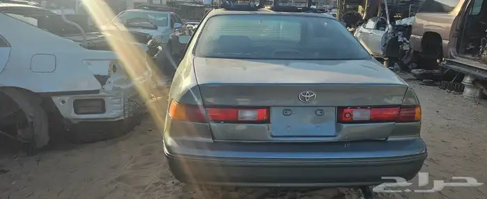 كامري 2000 للبيع قطع غيار 2