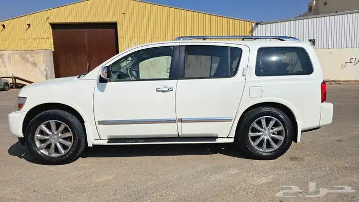 انفنتي QX56 2009 3