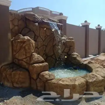 اعمال النحت الاسمنتي والشلالات الاندنيسي 3