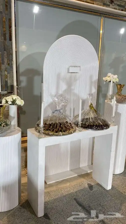 طاولات للايجار اليومي الشهري اسبوعي 2