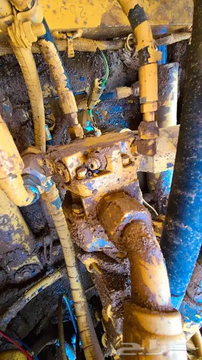 للبيع مكينة كتربلر شبه جديدة شيول950F..950G. 6