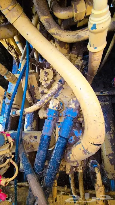 للبيع مكينة كتربلر شبه جديدة شيول950F..950G. 8