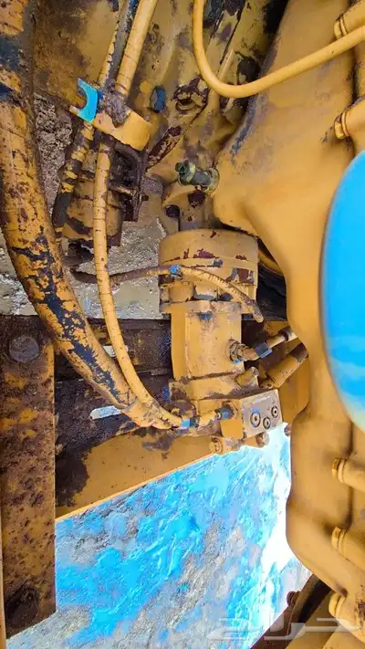 للبيع مكينة كتربلر شبه جديدة شيول950F..950G. 7