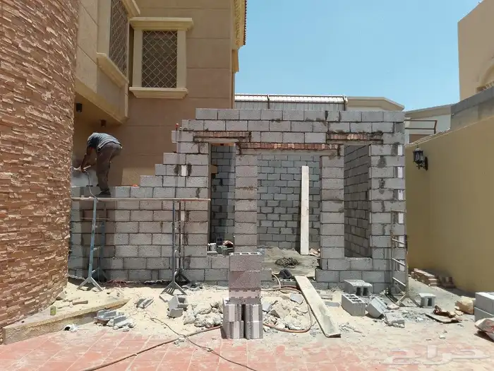 بناء مجالس وديكورات عوازل ترميم اصباغ حداده بديل خشب 4
