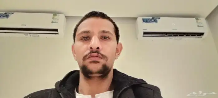 فني مكيفات فك وتركيب والصيانه وثلاجات وغسالات 0