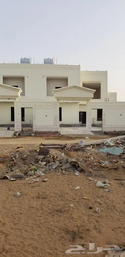 لياسه ملونه بالاسمنت الابيض وبطحاء الرياض مع العازل 9