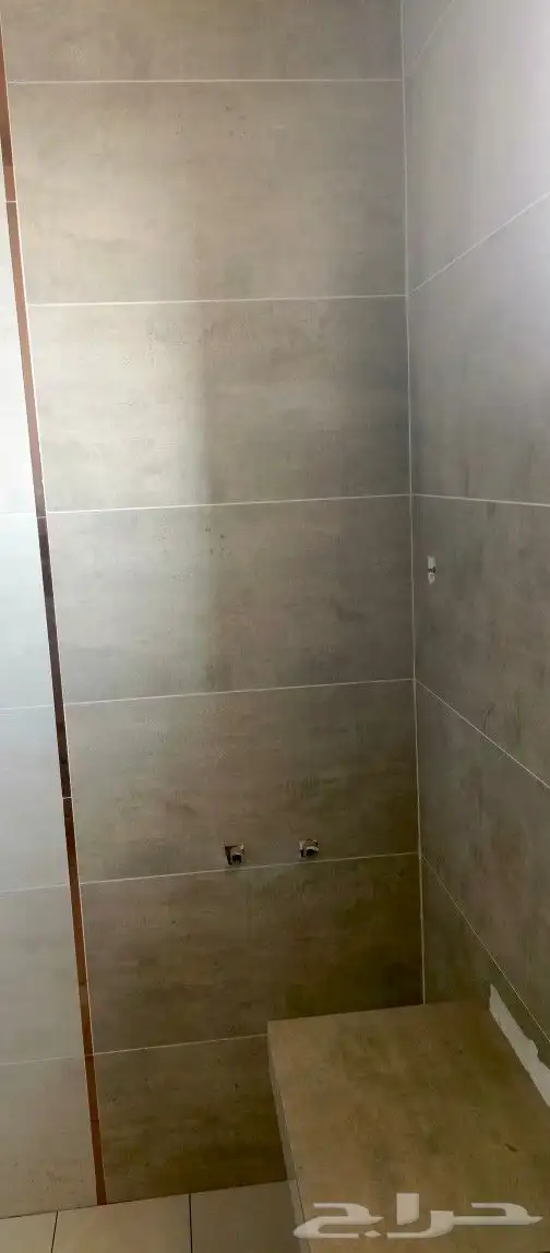 مبلط بلاط  شان  عبدالمج د 4