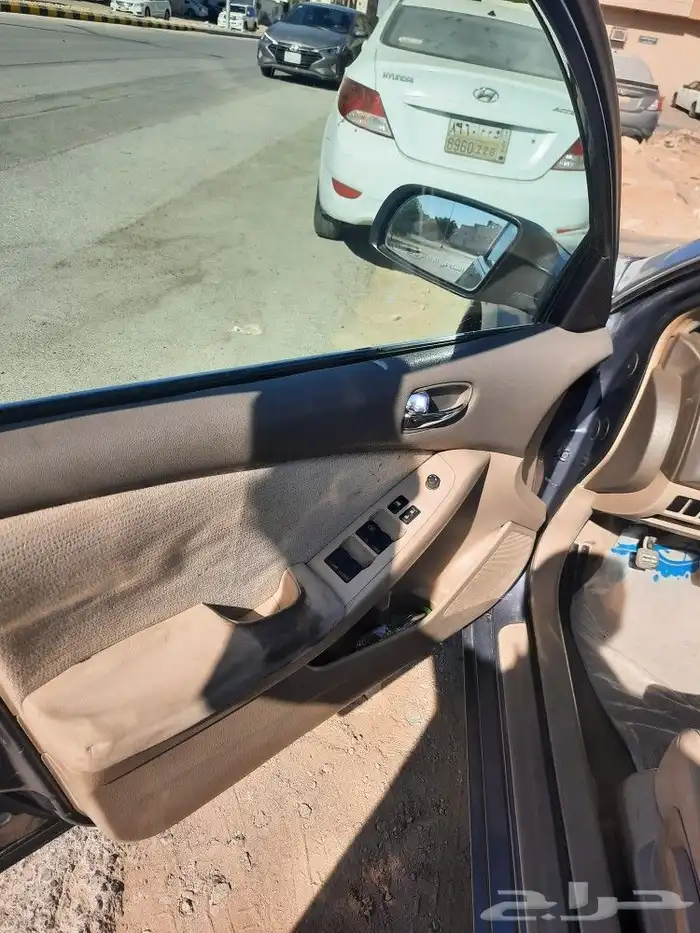 للبيع أوالبدل نيسان التيما 2011 نص فل 5