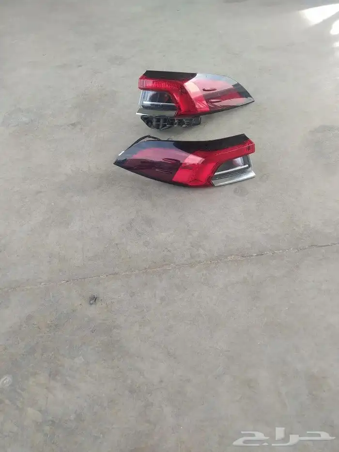 يوجد لدينا مرايه مرايات 0